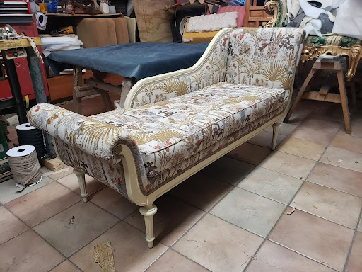 Manuel's Upholstery - Thumbnail