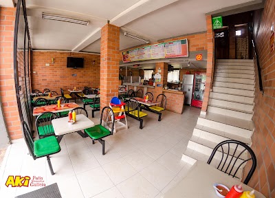 Photos of aki Pollo Galicia