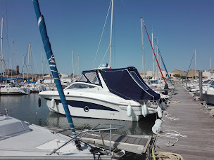 Photo n°6 de L'atelier du taud à Thuir (Magasin d'équipements et accessoires nautiques)