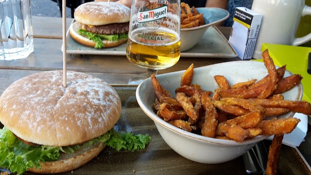 HANS IM GLÜCK - Burgergrill