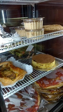 Panaderia Abuelo Carlos, Author: Guillermo Ferreyra Boxer