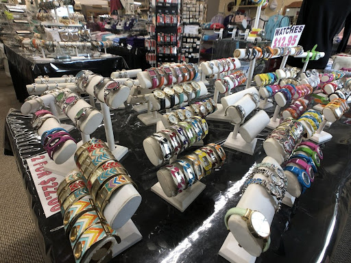 Shipshe Casuals Gallery - United States