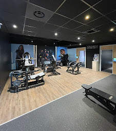 Photo n°11 de Keepcool Saintes à Saintes (Complexe sportif)