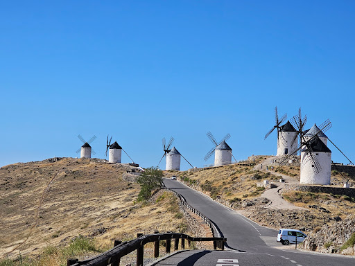Aparcamiento Molinos de Consuegra