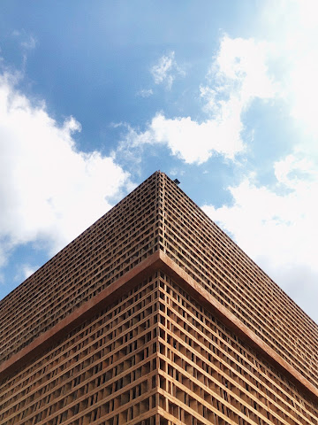 Further Hotel by null