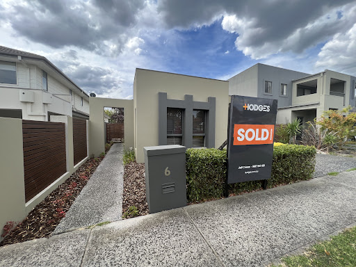 Hodges Real Estate Mentone