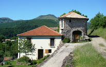 La Sourcière : Gîte et Chambre d'hôtes au calme en montagne avec piscine, idéal randonnées, en Cévenne Ardéchoise, Ardèche à Pourchères