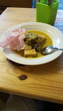 lontong sayur sabay, Author: Masril Rustam