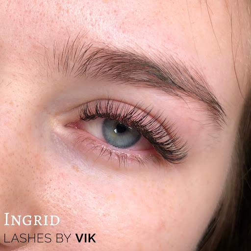 Lashes By Vik - vipper, vippeextensions, brow lamination og bryn Tromsø