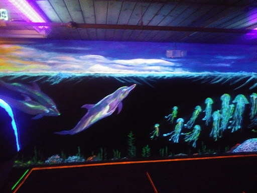Glow Games Family Fun Center - Thumbnail