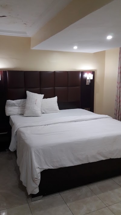 Photos of La Luna Hotel And Suites