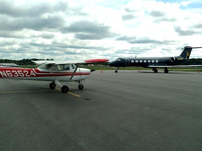 Easton Airport (ESN)