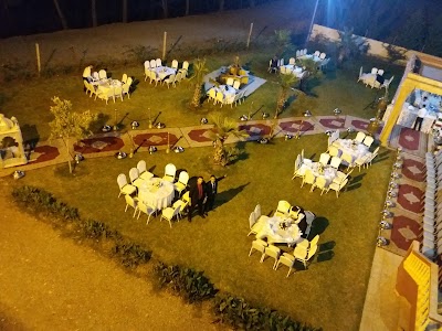 Photos of Salle Des F&ecirc;tes AQUATAOUN