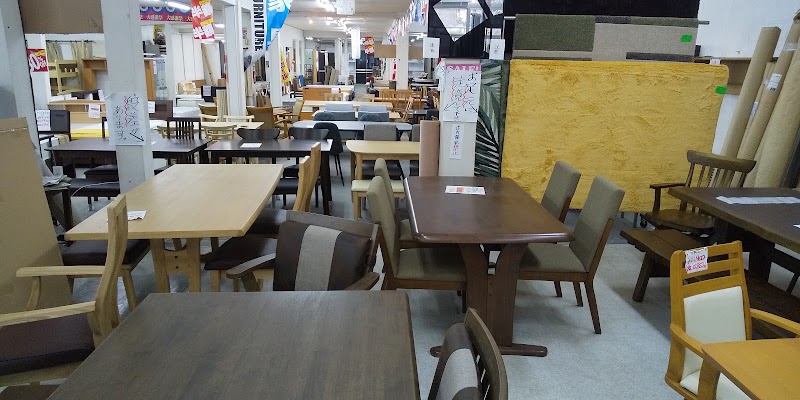 （株）梅沢家具センター