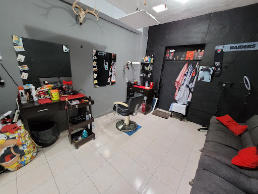 Bandidos Barbershop by #PuroPirata