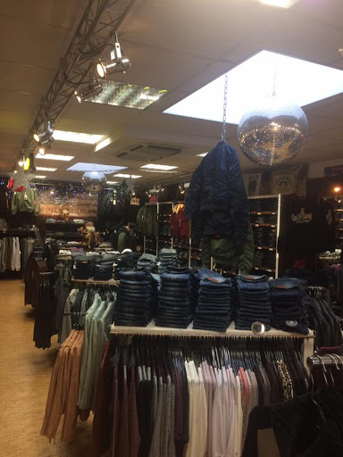 JeanZone - World of Jeans & Streetwear - Thumbnail