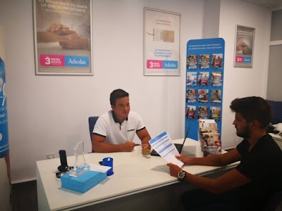 Photos of Adeslas Oficina de Atenci&oacute;n Comercial San Vicente