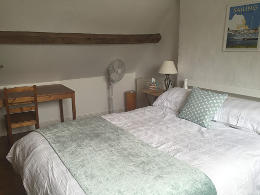 Courtyard Cottage Topsham - Thumbnail