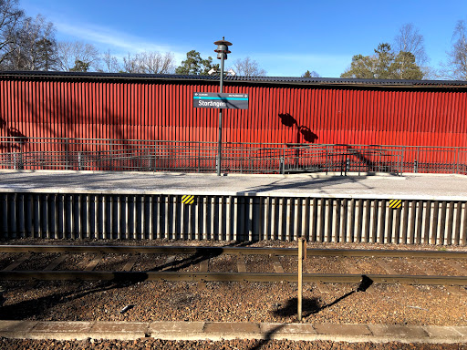 Storängen station