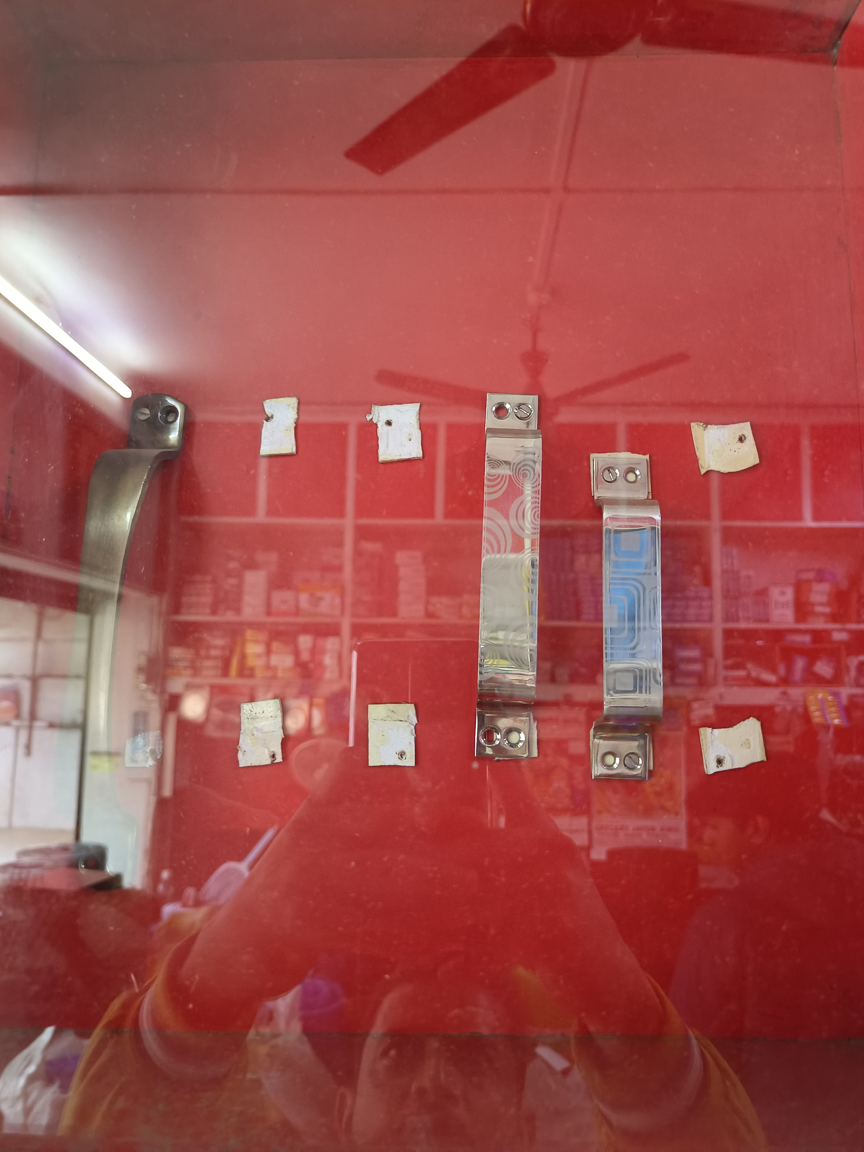 Store image