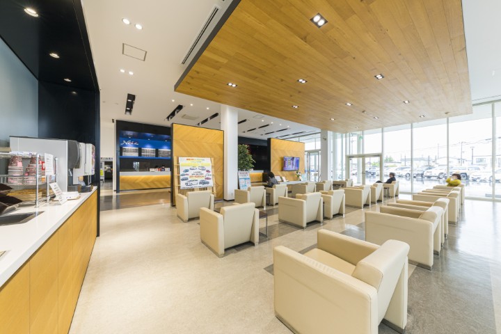 トヨタツインプラザ弘前（青森トヨタ・ネッツトヨタ青森）