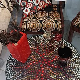 Photo n°6 de Boutique de meubles recyclés et déco chinée. Les Fabricateurs à Marseille (Magasin d'ameublement et de décoration)