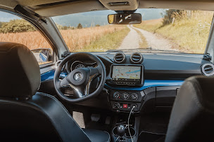 Photo n°15 de AIXAM Saint-Denis - Liberty Cars VSP transfert LIVRY-GARGAN à Saint-Denis (Agence de location de voitures)