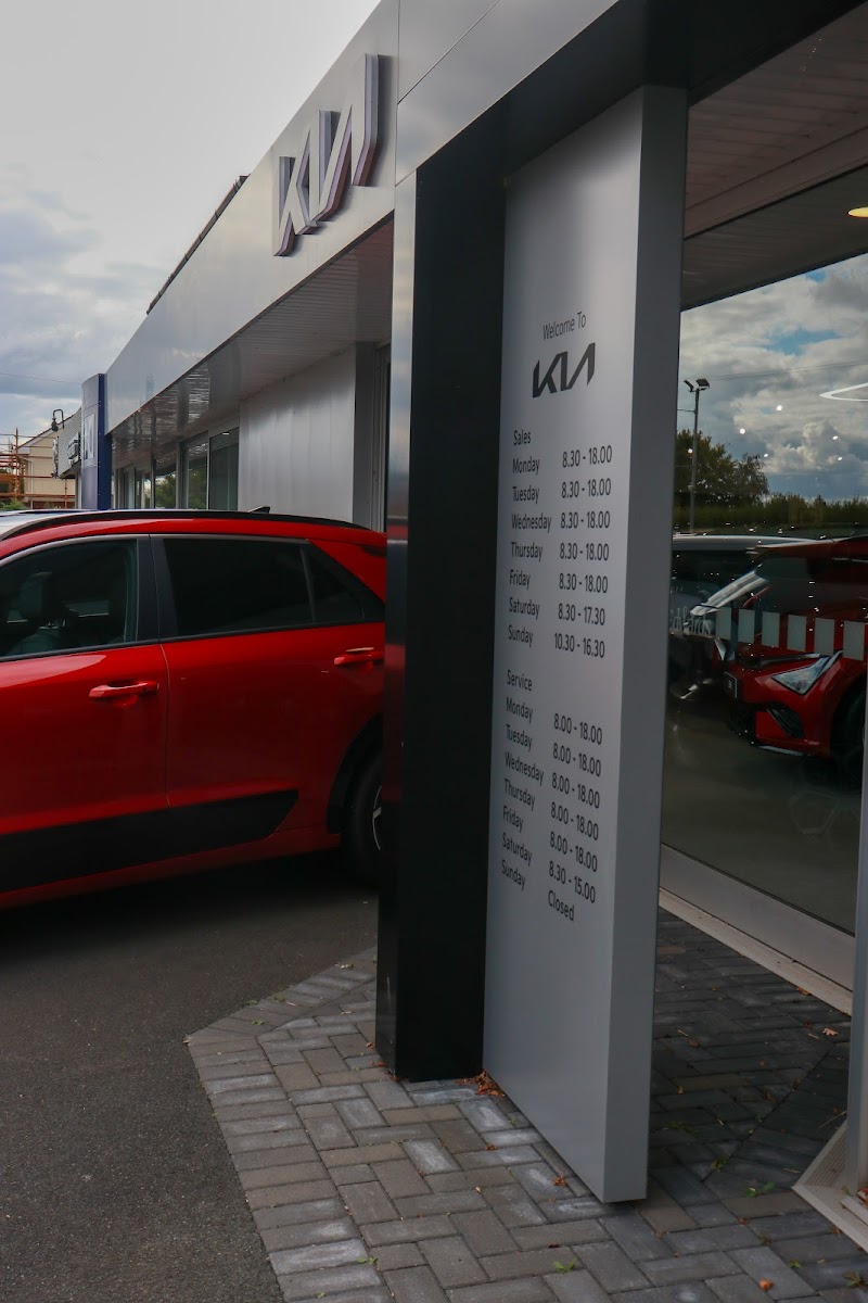 Edwards Kia Kempsey photo 3