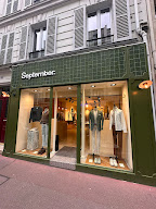 September. à Levallois-Perret