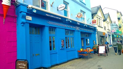 bar