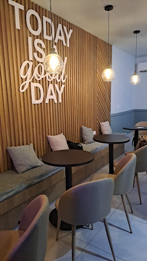 Arezo Café - Visual