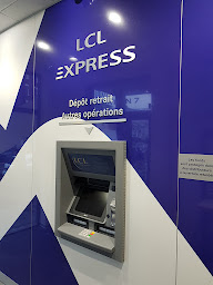 Photo n°24 de LCL Banque et assurance à Villejuif (Banque d'épargne)