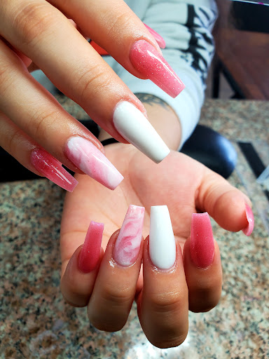 Tic Tac Nails - Thumbnail