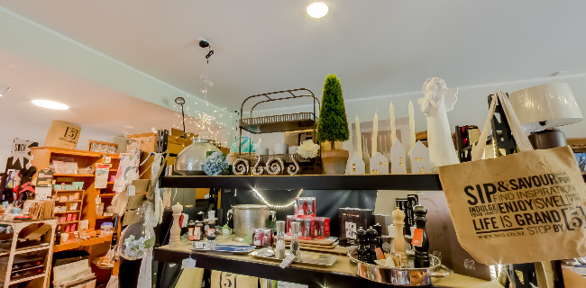 No.5 Cafe & Larder - Coffee shop