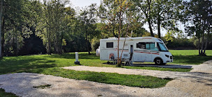 Photo n°9 de Aire Camping-Car Park à Bourdeilles (Terrain pour camping-cars)