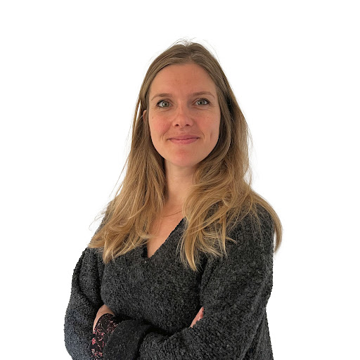 JULIA SARAZIN