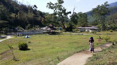 Photos of Hot Spring (Pin Long)