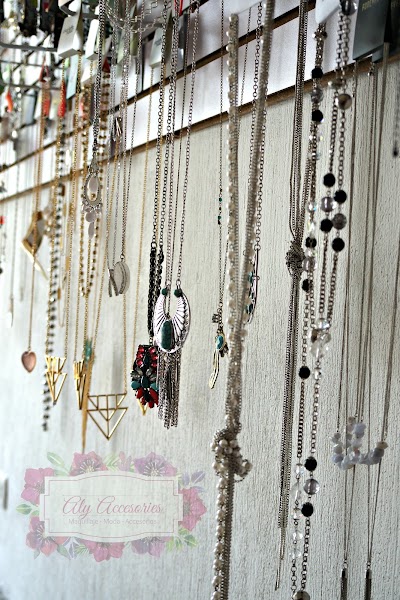 Photos of Aly Accesories