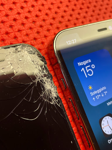 Click Phone - Thumbnail