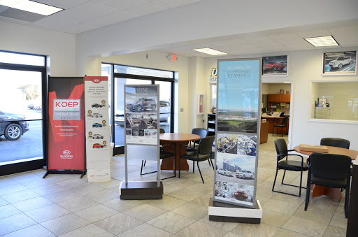 Russell Barnett KIA - Thumbnail