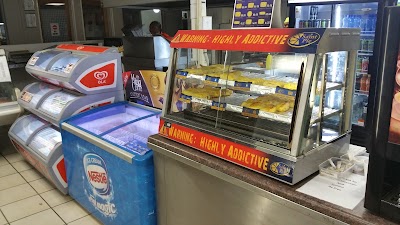Photos of Inspan Garage