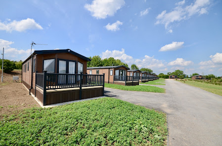 Hanworth Country Park Holiday Accommodation & Brewers Bar/Cafe Station Rd, Potterhanworth, Lincoln LN4 2DX, United Kingdom