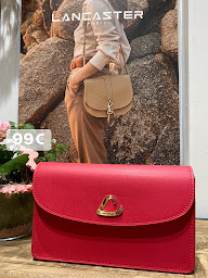 Photo n°1 de Ligne Maroquinerie à Le Neubourg (Magasin de maroquinerie)