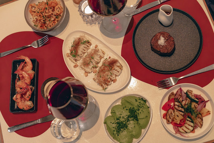 Veranda Brasserie & Bar by null