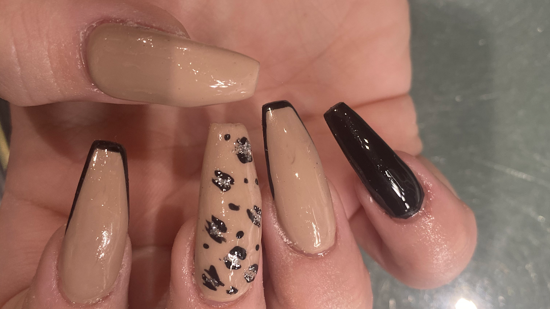 Sandy's Nails - Nail Salon in Fort Lee