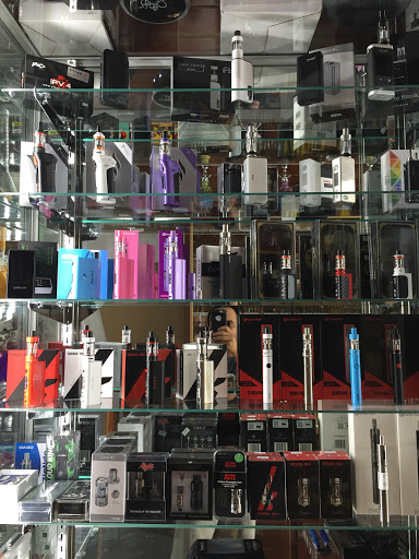 Vape N Cloud Smoke Shop - Thumbnail