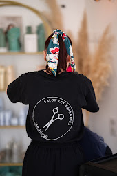 Photo n°15 de Salon Les Frangines - Centre Carquefou à Carquefou (Salon de coiffure)