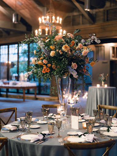 Bloomin' Bouquets: Unique Floral and Events - Thumbnail