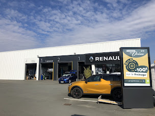 Photo n°4 de Garage de l'Océan - Renault à Chantonnay (Vendeur de voitures d'occasion)