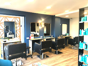 Photo n°18 de Au Seize Coiffure à Saint-Jouan-des-Guérets (Salon de coiffure)